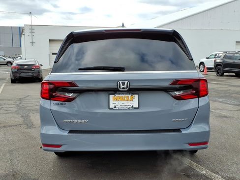 Used 2024 Honda Odyssey Sport image 5