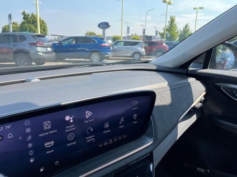 Used 2024 Buick Envision Sport Touring image 37