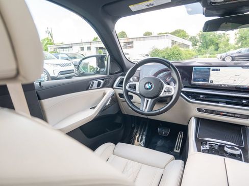 Used 2025 BMW X6 M60i w/ Executive Package AWD/4WD image 19