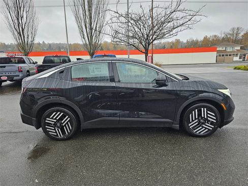 New 2026 Nissan Leaf SV+ w/ Floor Mat Package (SV+) image 4