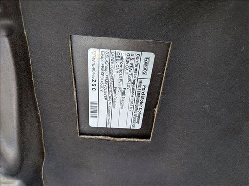 Used 2015 Ford Taurus SHO AWD/4WD image 23