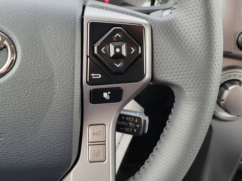 Used 2023 Toyota 4Runner SR5 image 34