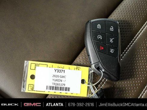 Certified 2026 GMC Yukon Denali Ultimate AWD/4WD image 42