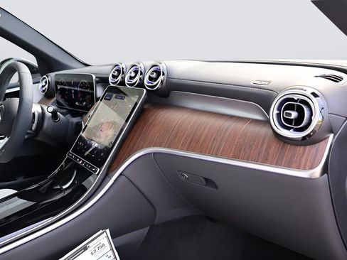 Certified 2025 Mercedes-Benz GLC 300 GLC 300 image 11