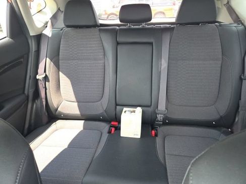 Used 2023 Kia Seltos S w/ Navigation Package FWD image 9