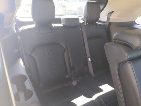 Used 2024 MAZDA CX-90 3.3 Turbo w/ Preferred Plus image 28