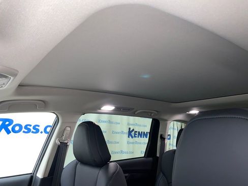 New 2026 Subaru Ascent Limited AWD/4WD image 23