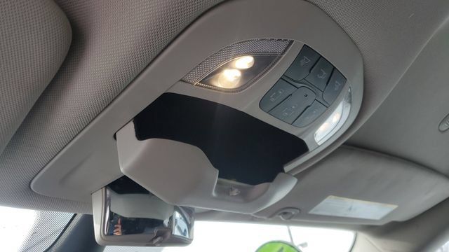 Used 2024 Chrysler Pacifica Touring-L FWD image 18