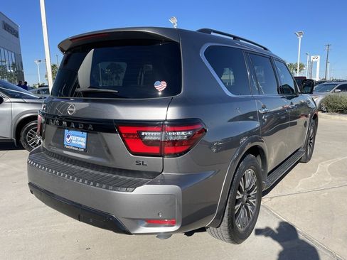 Certified 2022 Nissan Armada SL w/ Midnight Edition Package image 3