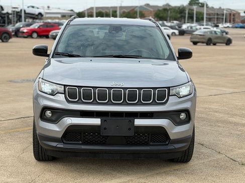 Used 2022 Jeep Compass Latitude AWD/4WD image 5