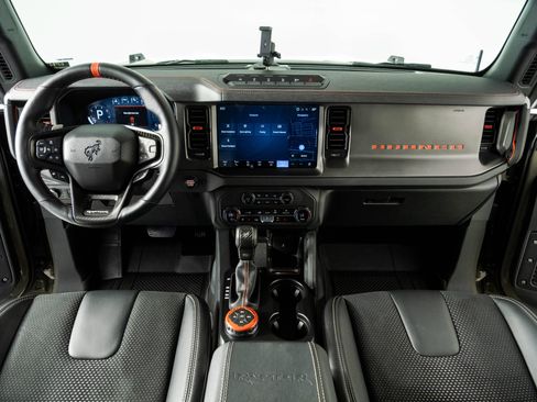Used 2025 Ford Bronco Raptor AWD/4WD image 18