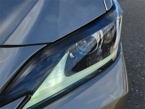 Used 2021 Lexus ES 350 350 w/ Premium Package image 9