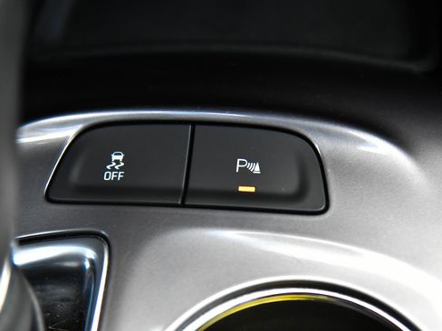 Used 2020 Chevrolet Malibu LS w/ Driver Confidence Package II FWD image 23