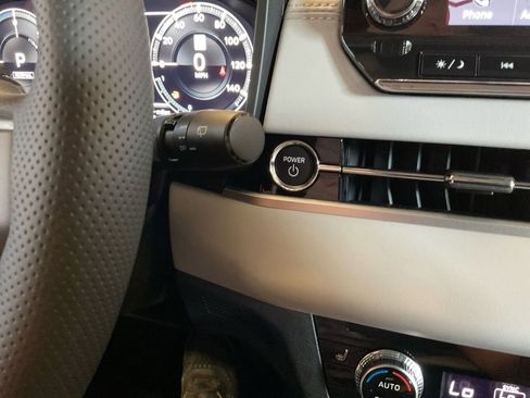 New 2025 Mitsubishi Outlander SEL image 26