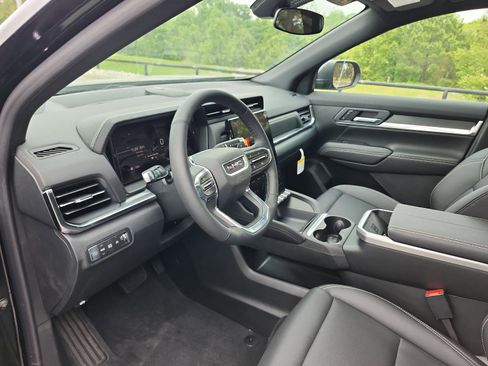 New 2026 GMC Terrain Elevation FWD image 11