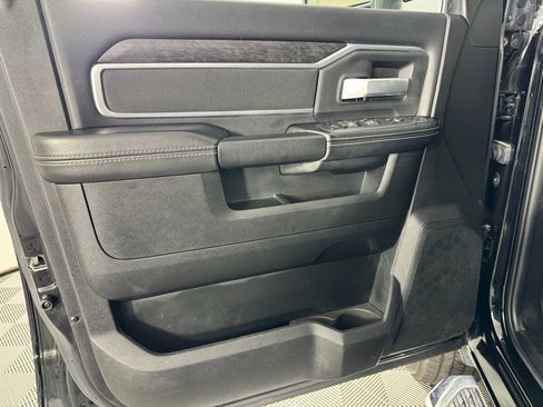 Used 2024 RAM 2500 Big Horn w/ Bed Utility Group image 10