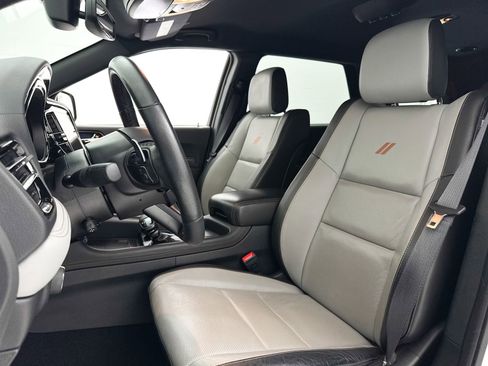 Used 2022 Dodge Durango R/T w/ Blacktop Package AWD/4WD image 19