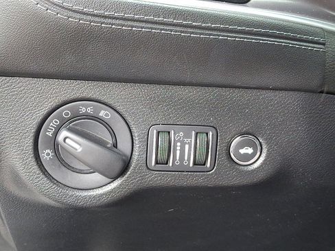 Used 2021 Dodge Challenger R/T Scat Pack image 28