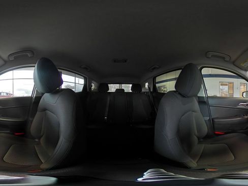 Used 2025 Kia Sportage LX FWD image 46