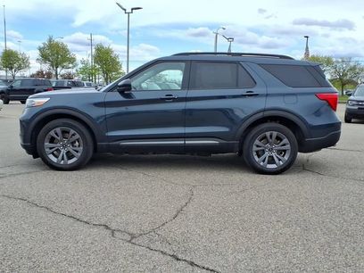 Certified 2024 Ford Explorer XLT w/ Equipment Group 202A