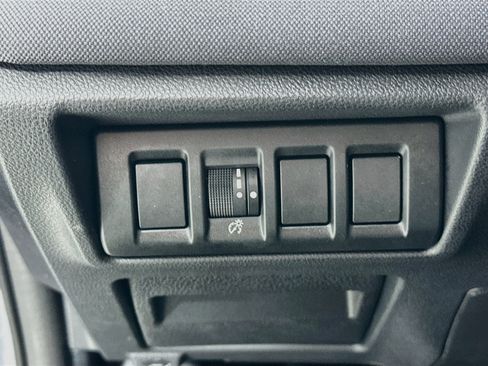 Used 2024 Subaru Outback Premium AWD/4WD image 10
