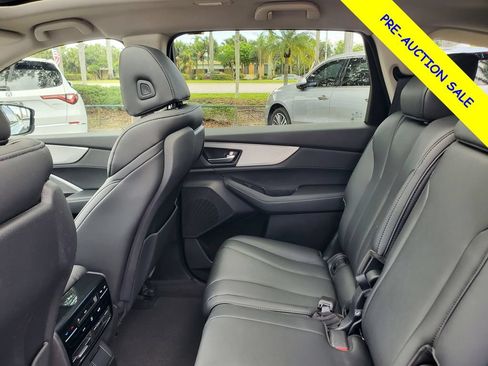 Used 2024 Acura MDX FWD image 12