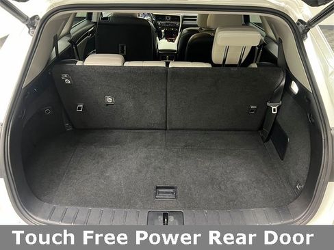 Used 2018 Lexus RX 450hL Premium image 9