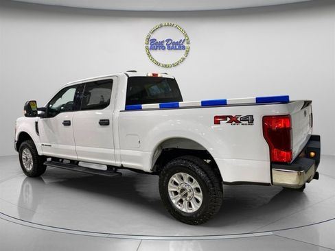 Used 2021 Ford F250 XLT w/ FX4 Off-Road Package AWD/4WD image 2