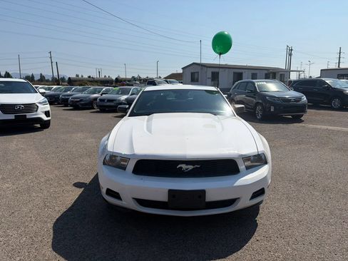 Used 2010 Ford Mustang Coupe RWD image 8