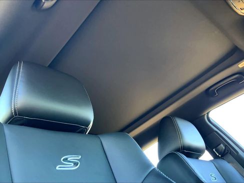 Used 2023 Chrysler 300 S w/ Comfort Group image 13