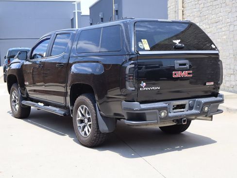 Used 2016 GMC Canyon SLE w/ All Terrain Package AWD/4WD image 3