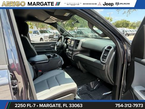 Used 2021 RAM 1500 Big Horn RWD image 16