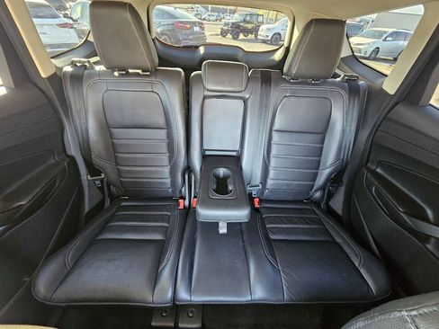 Used 2018 Ford Escape SEL AWD/4WD image 33