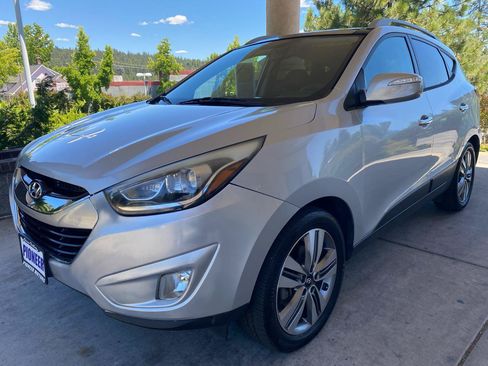 Used 2014 Hyundai Tucson Limited w/ Technology Package 02 AWD/4WD image 2