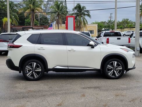 Used 2021 Nissan Rogue SL FWD image 9