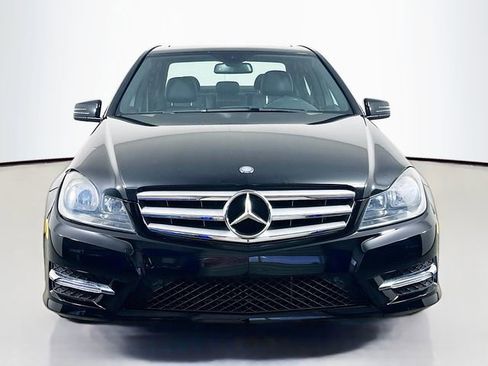 Used 2014 Mercedes-Benz C 300 4MATIC Sedan image 4