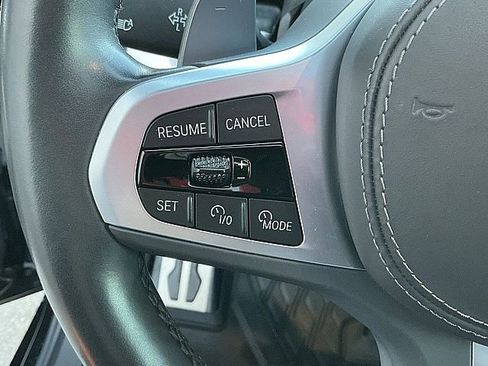 Used 2023 BMW X7 xDrive40i w/ M Sport Package image 30