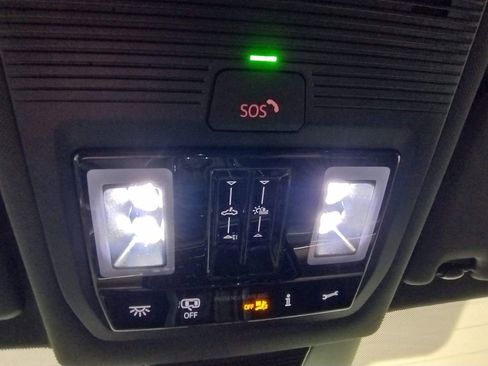 New 2026 Volkswagen Tiguan SEL R-Line image 35