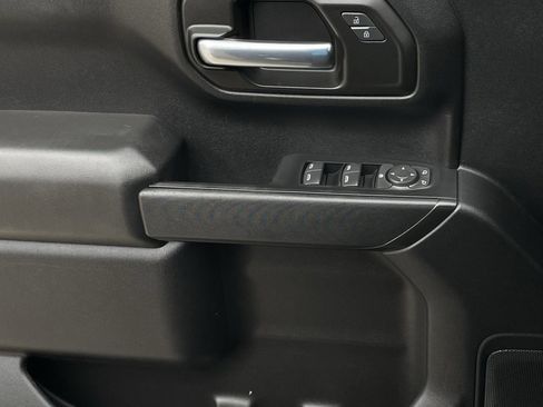Used 2023 Chevrolet Silverado 1500 Custom image 20