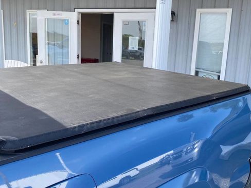 Used 2019 Toyota Tacoma SR5 RWD image 24