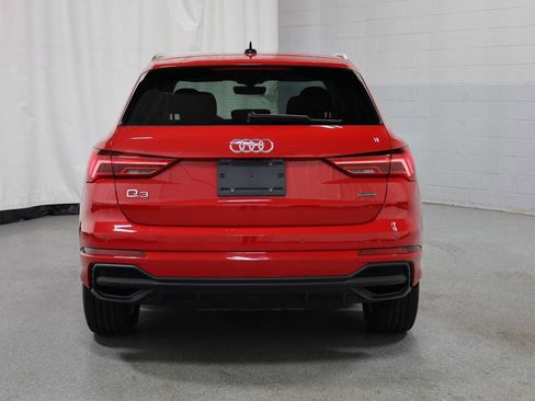 Certified 2025 Audi Q3 2.0T Premium w/ Convenience Package AWD/4WD image 7
