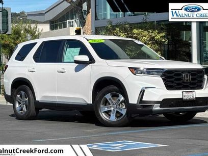Used 2025 Honda Pilot EX-L
