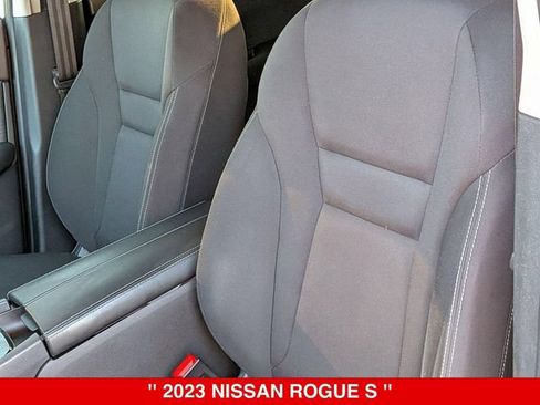 Used 2023 Nissan Rogue S AWD/4WD image 14