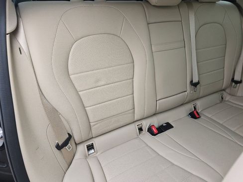 Certified 2022 Mercedes-Benz GLC 300 4MATIC image 22