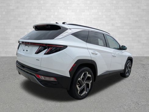 Certified 2023 Hyundai Tucson Limited AWD/4WD image 2