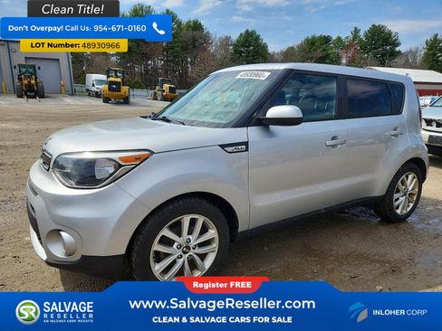 Used 2017 Kia Soul + image 1