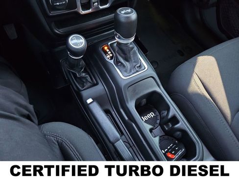 Used 2023 Jeep Wrangler Willys image 23