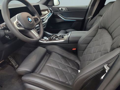 Used 2026 BMW X5 xDrive40i w/ M Sport Package image 5