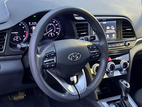 Used 2019 Hyundai Elantra SEL w/ Cargo Package image 14