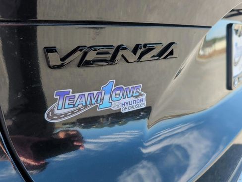 Used 2024 Toyota Venza Nightshade AWD/4WD image 52
